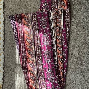 Flare patterned yoga pants